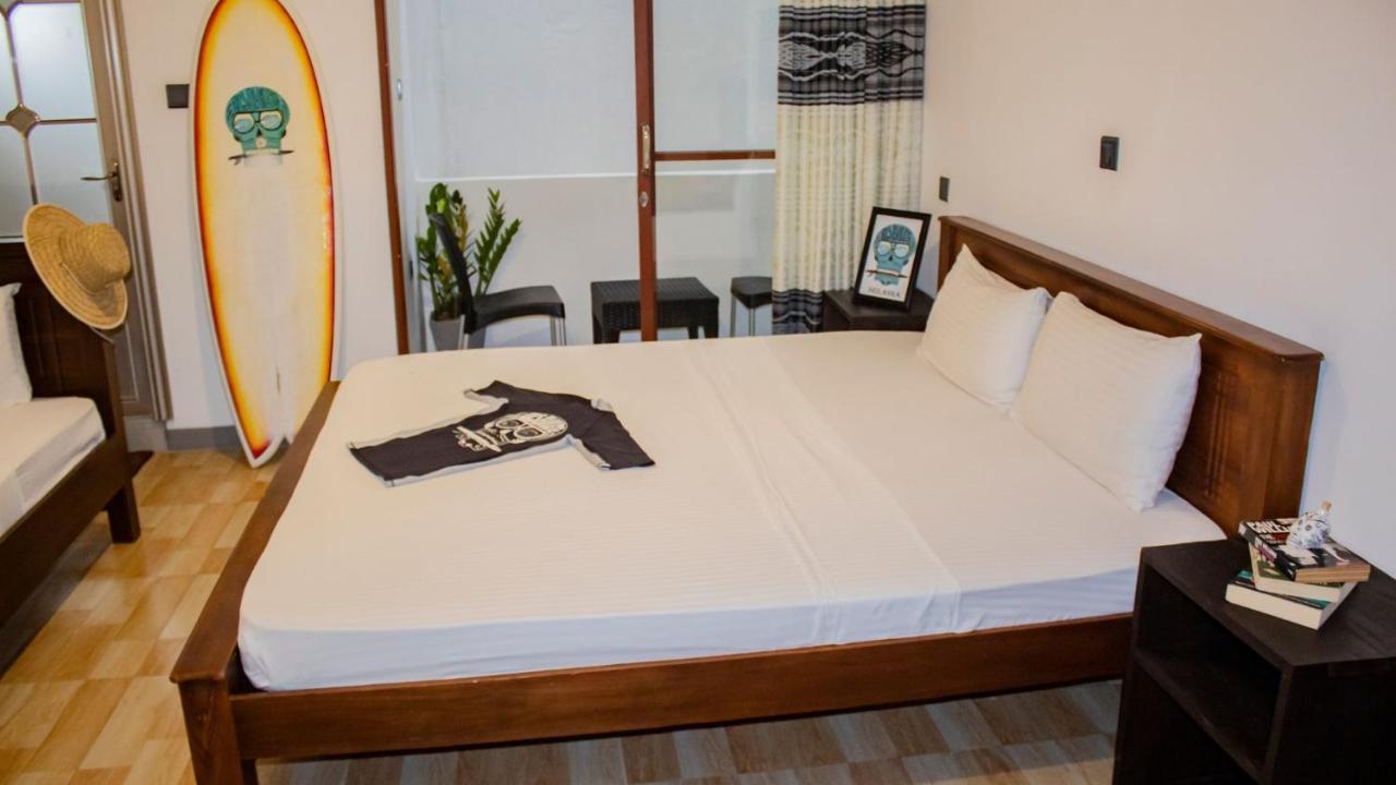 Surf & Party Weligama旅舍 外观 照片