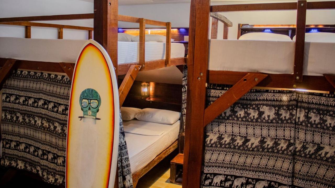 Surf & Party Weligama旅舍 外观 照片